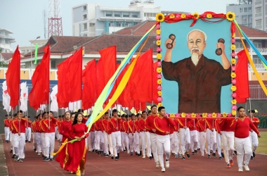 Đổi mới phong trào thi đua nhằm phát huy ý chí tự lực, tự cường, xây dựng đất nước 