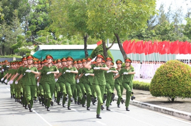  Hăng hái thi đua chào mừng Khai giảng năm học mới                   