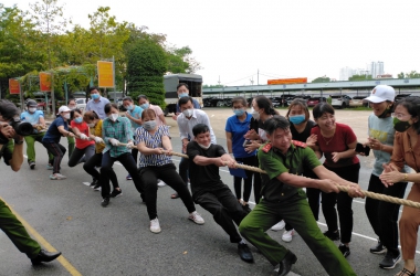 Cùng đoàn viên Công đoàn tranh tài thể thao