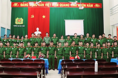 Tập huấn nâng cao năng lực về bảo vệ môi trường, ứng phó với biến đổi khí hậu trong CAND