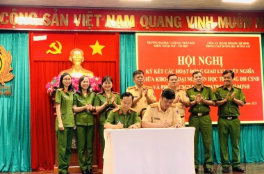 Khoa NN-TH giao lưu kết nghĩa với Phòng CSGT Công an TP.HCM